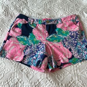 Lilly Pulitzer shorts size 6 EUC